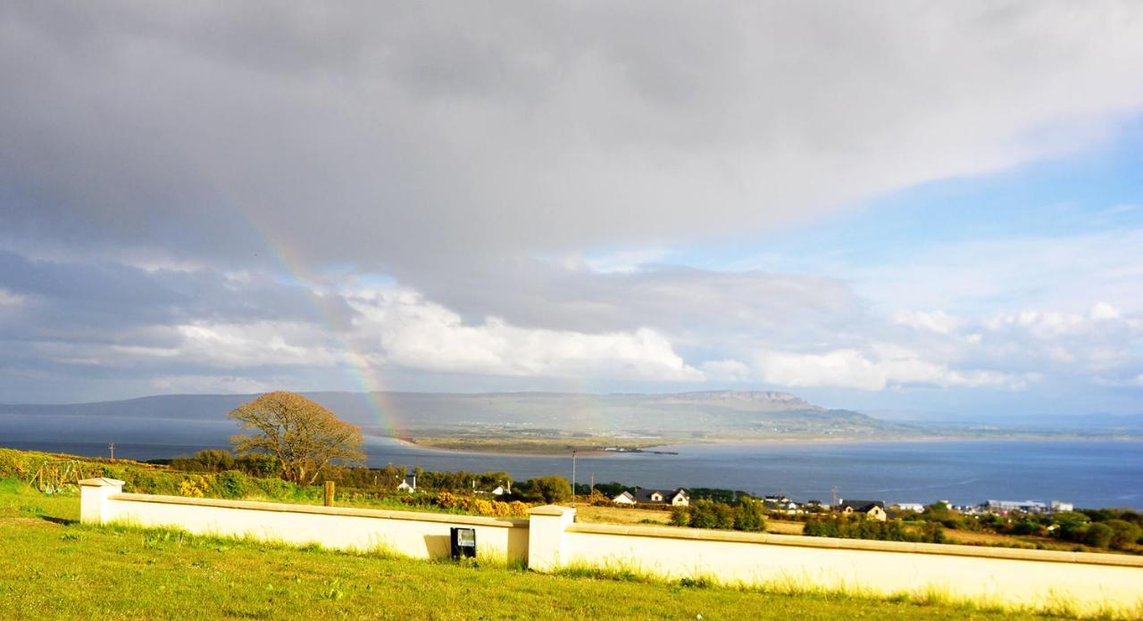 Foyle View Cabin Hotel Greencastle  Exterior photo